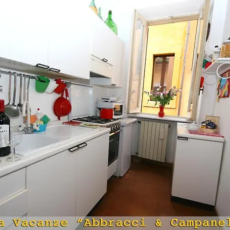 Abbracci & Campanelle * רומא